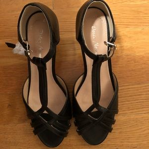 Black shoes perfect for office or night out